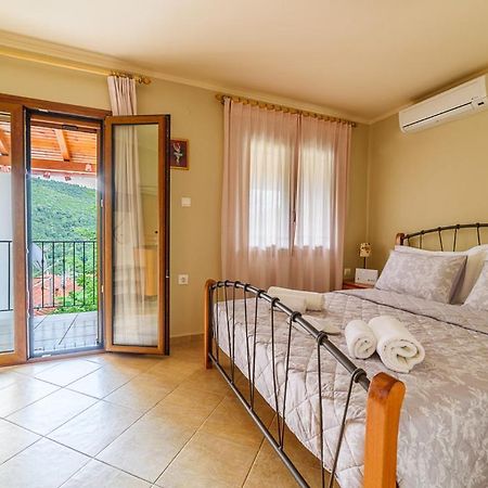 Small House With Garden & View Promirion Екстер'єр фото